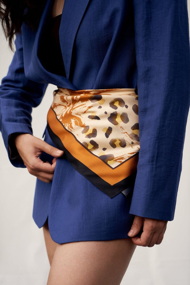 Premium silk scarf "Grace"