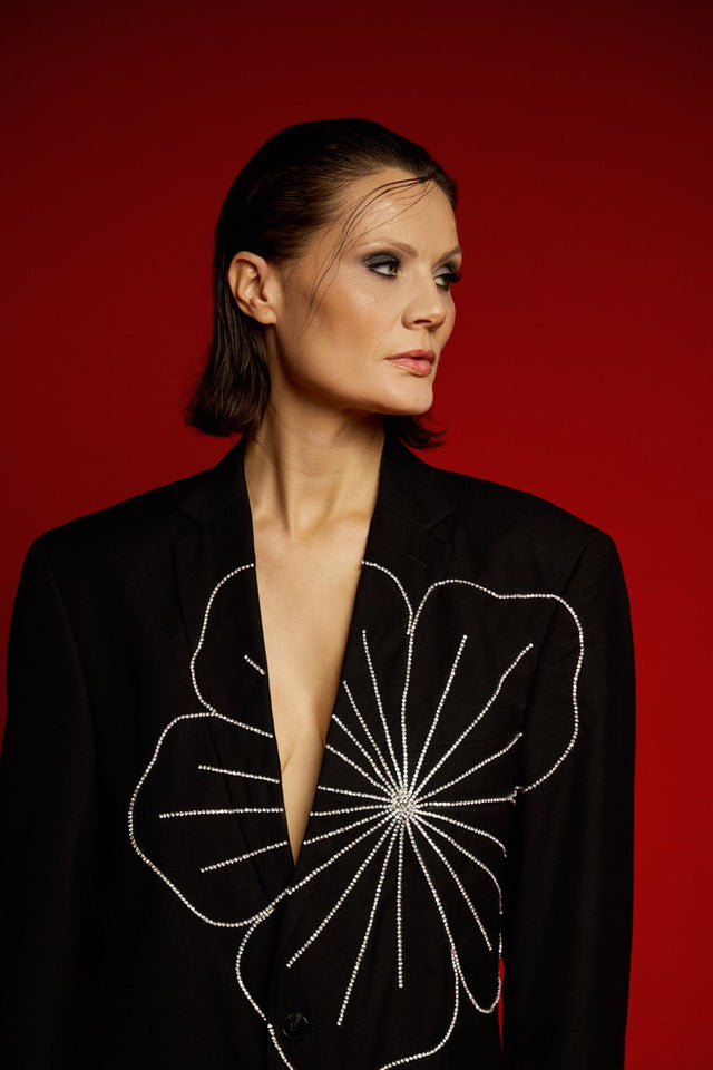 Jacket with large contour rhinestone flower