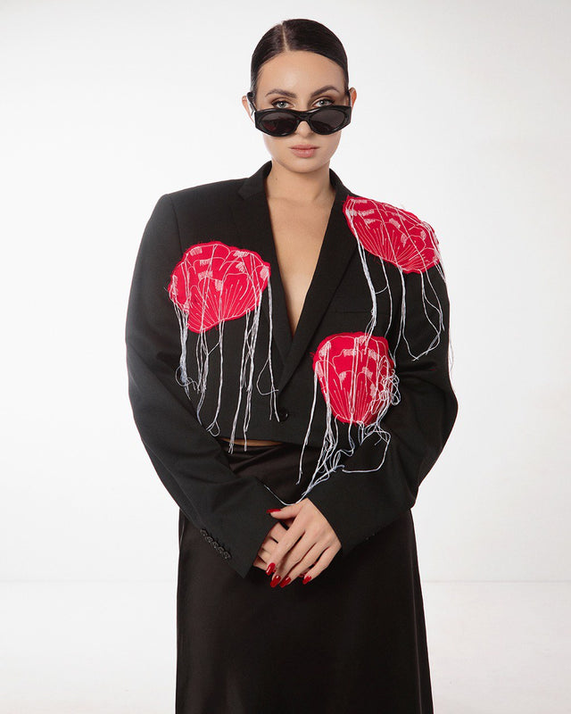 Jacket with three poppies