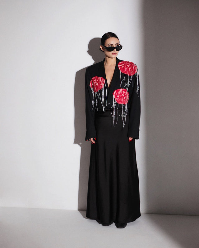 Jacket with three poppies
