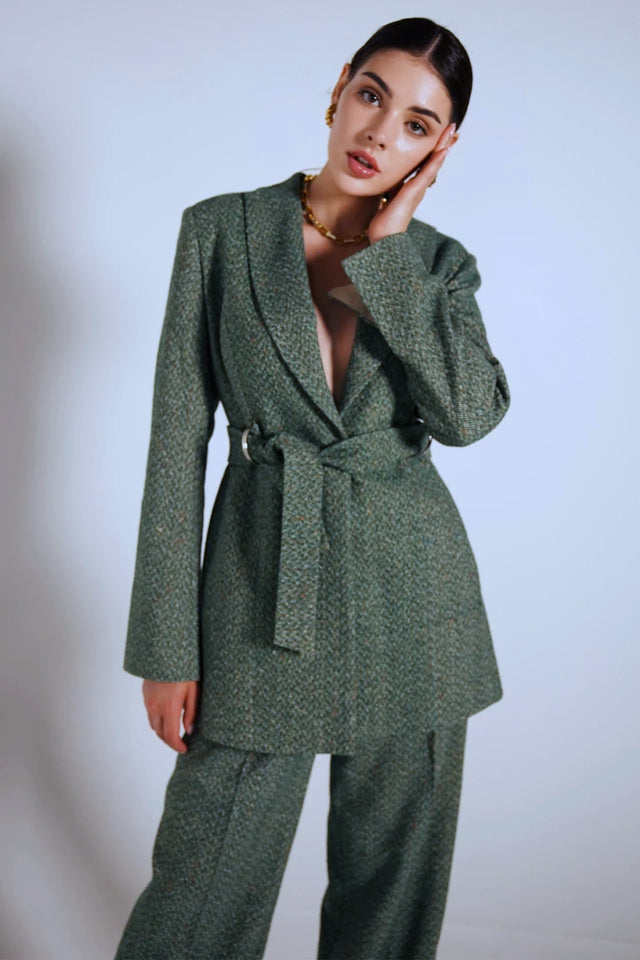 Jacket with a ring