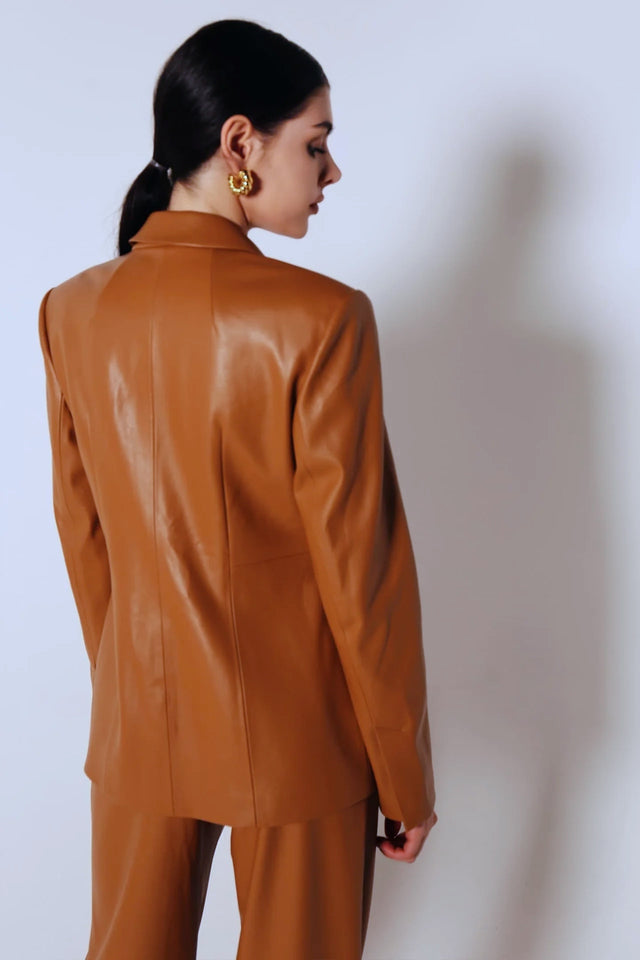 Fitted jacket