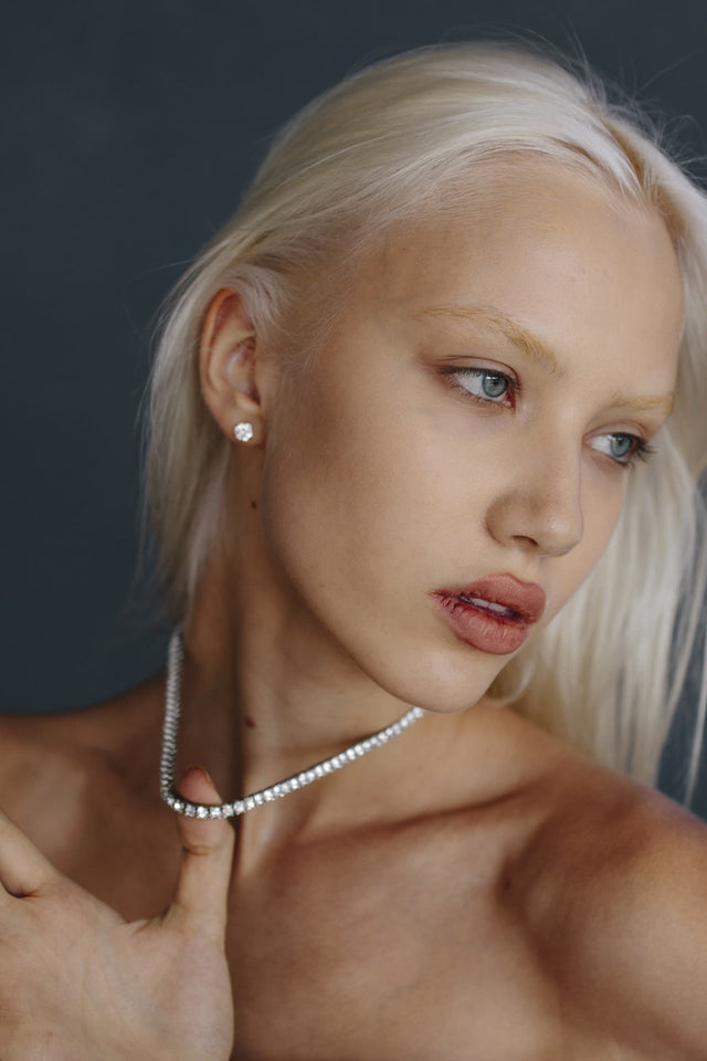 Model in Tennis chain